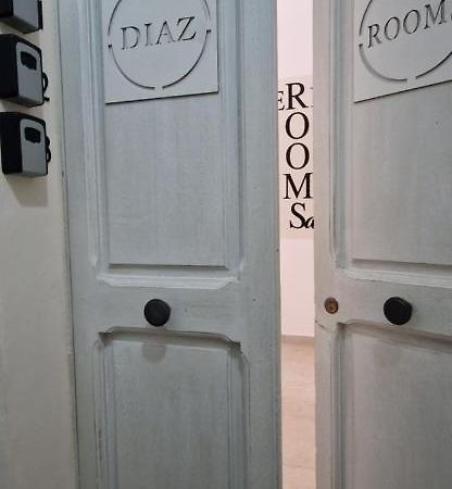 Diaz Rooms レッチェ エクステリア 写真