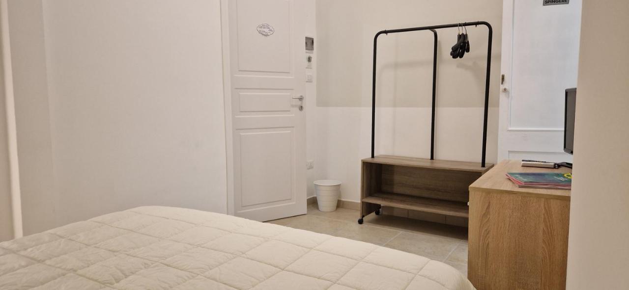 Diaz Rooms レッチェ エクステリア 写真