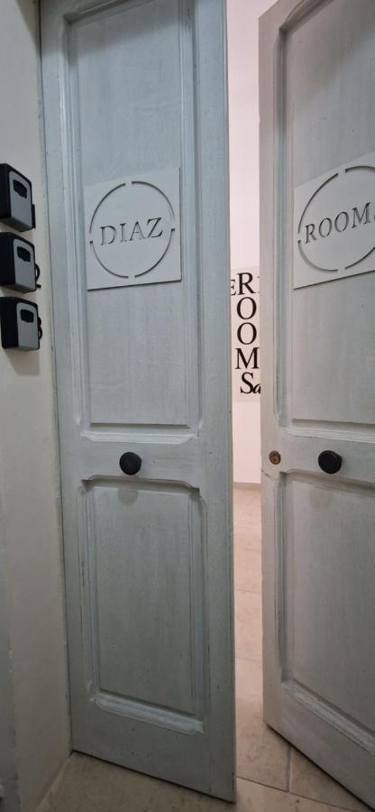 Diaz Rooms レッチェ エクステリア 写真